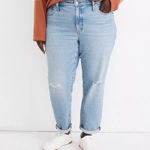 The High-Rise Slim Crop Boyjean